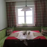 Apartment Haus Ortner Russbach am Pass Gschuett