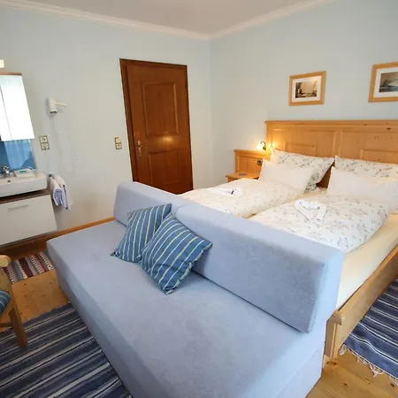 Haus Ortner Russbach am Pass Gschütt